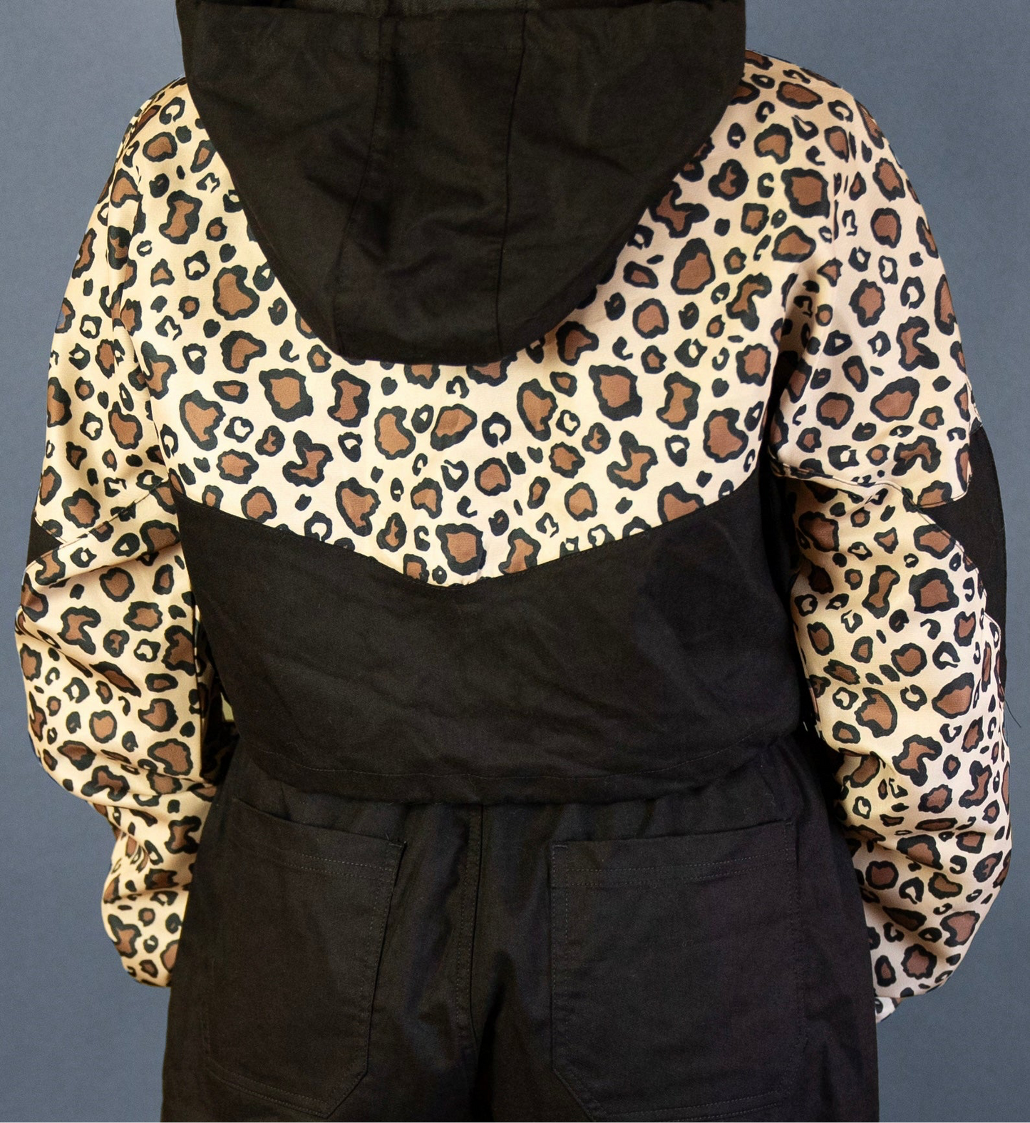 Leopard Crop
