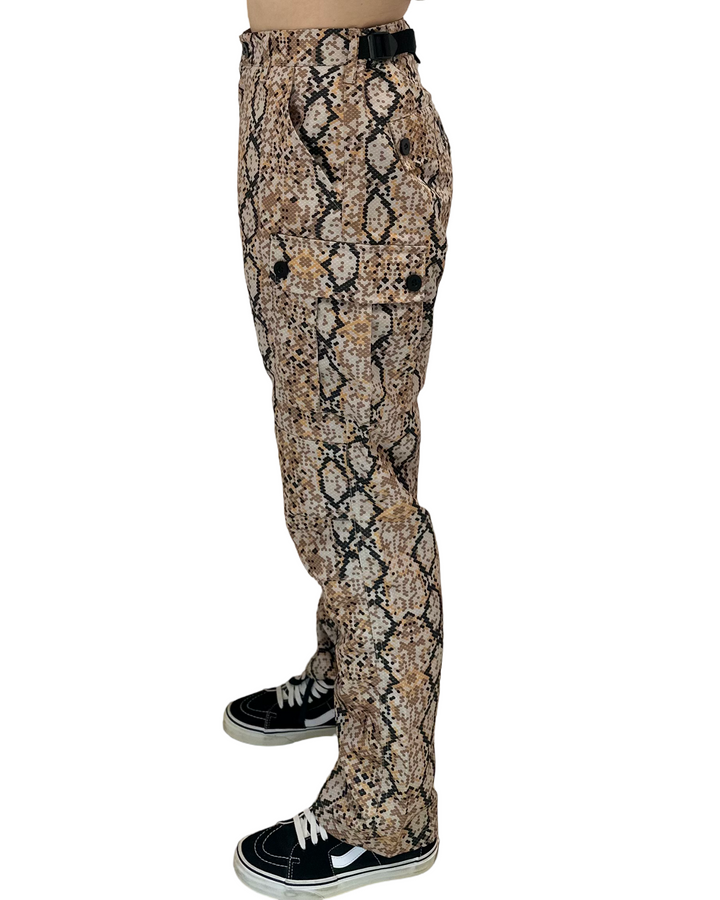 Snake Cargos
